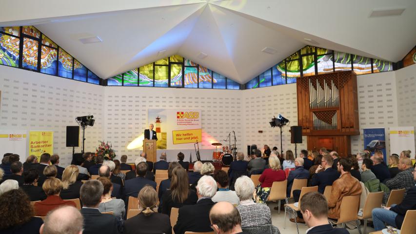 ASB-Landesvorsitzender Thomas Elvers bei der Begrüßung